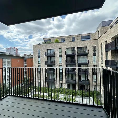 Nalla Deluxe Apartment